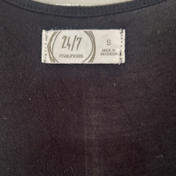 Women’s black size small sleeveless one piece jumper with tight waist - Picture 4 of 7